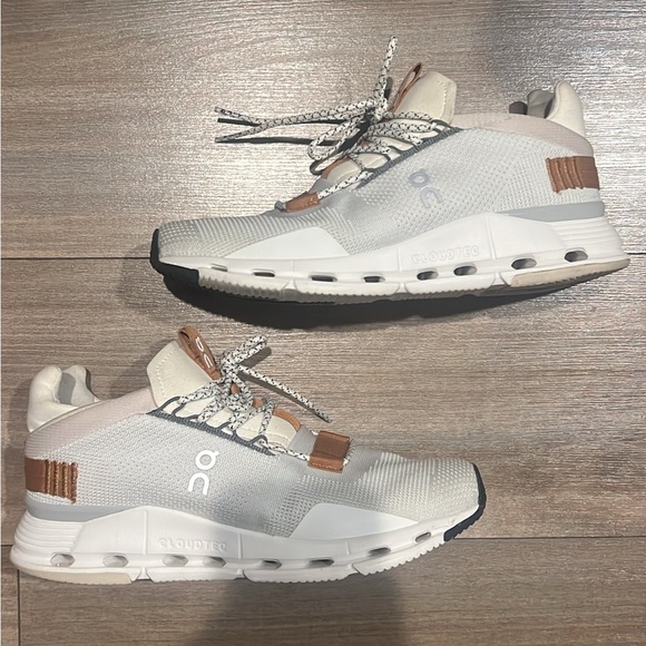 On Running Cream and Brown Athletic Shoes| Mens 42 - Picture 1 of 4